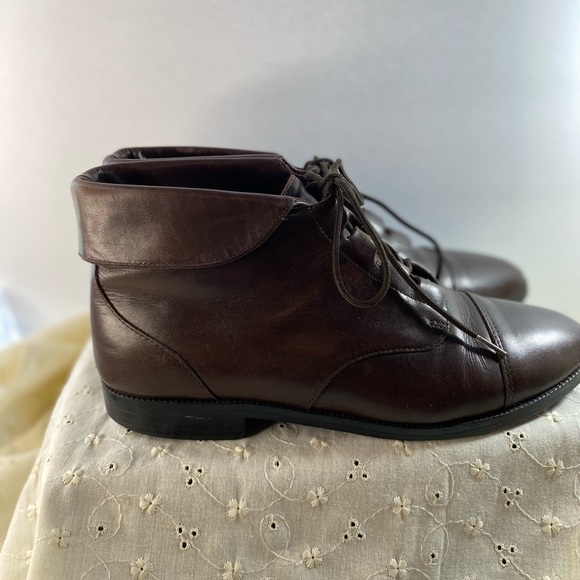 Prima Royale Ankle Boots - Picture 3 of 9